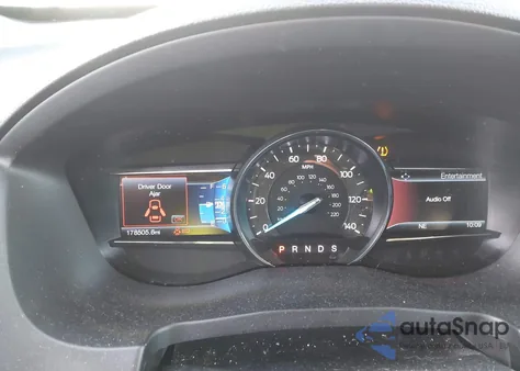 2016 Ford Explorer Xlt z USA, uszkodzony, nr VIN 1FM5K8D84GGD25309